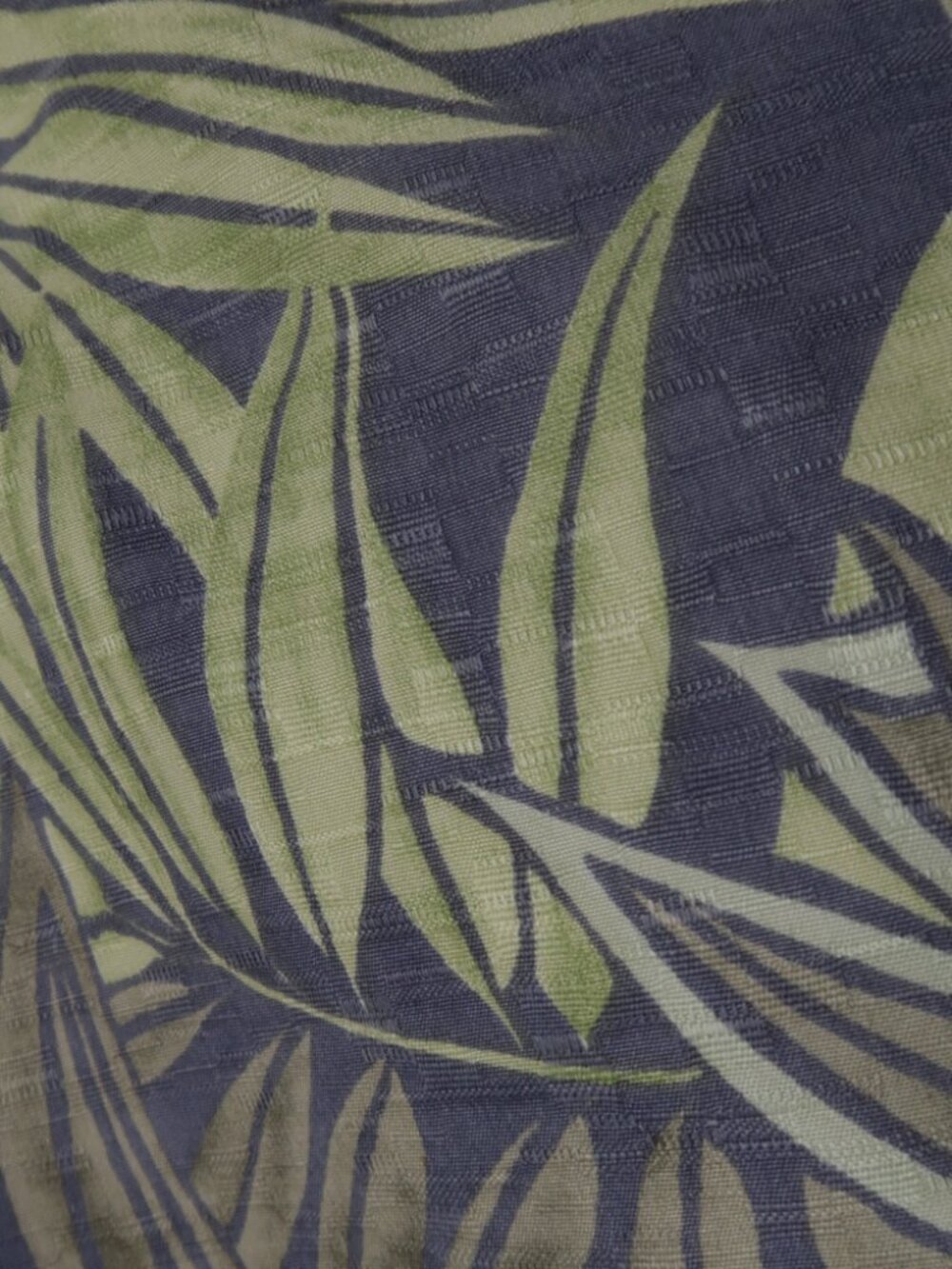 Tommy Bahama Purple Palm Paradise Silk Camp Shirt (M) Excellent! 🌴
